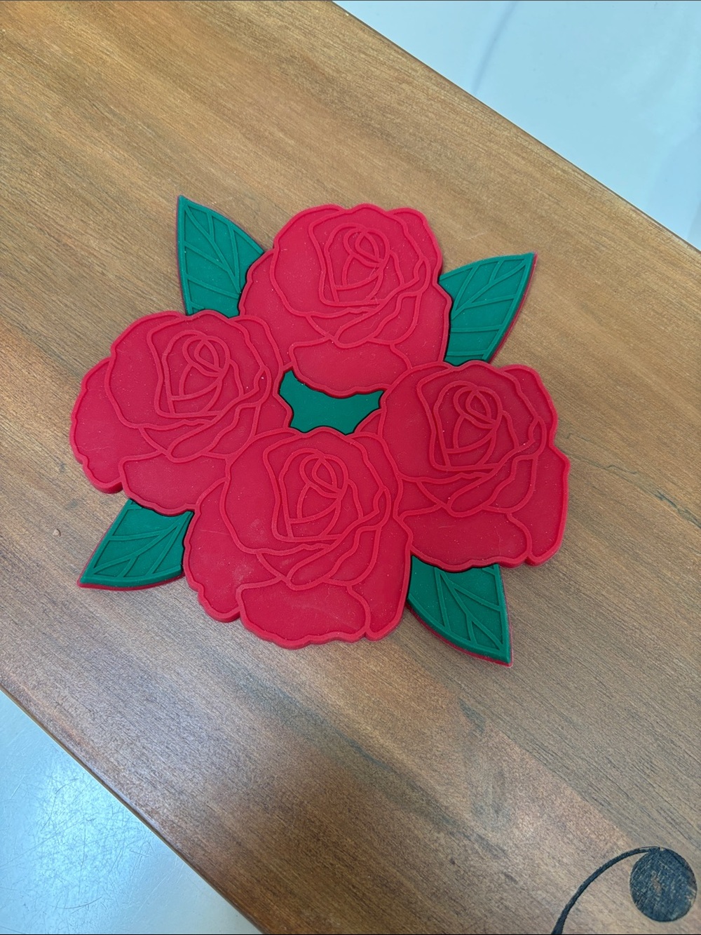 4 Roses Coaster/Red Rose-Shaped Silicone Placemat / Trivet